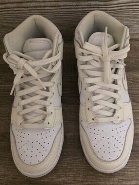 NIKE Dunk High "Sail Gum".
